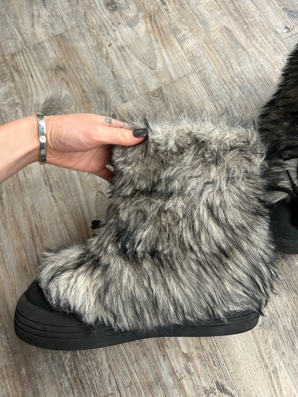 Faux Fur Platform Winter Ankle Boots - Gray - Picture 3 of 6